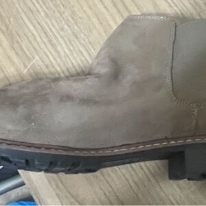 Cynthia Rowley Kelsey 10 M Tan Ankle Boots.  Wore only once.